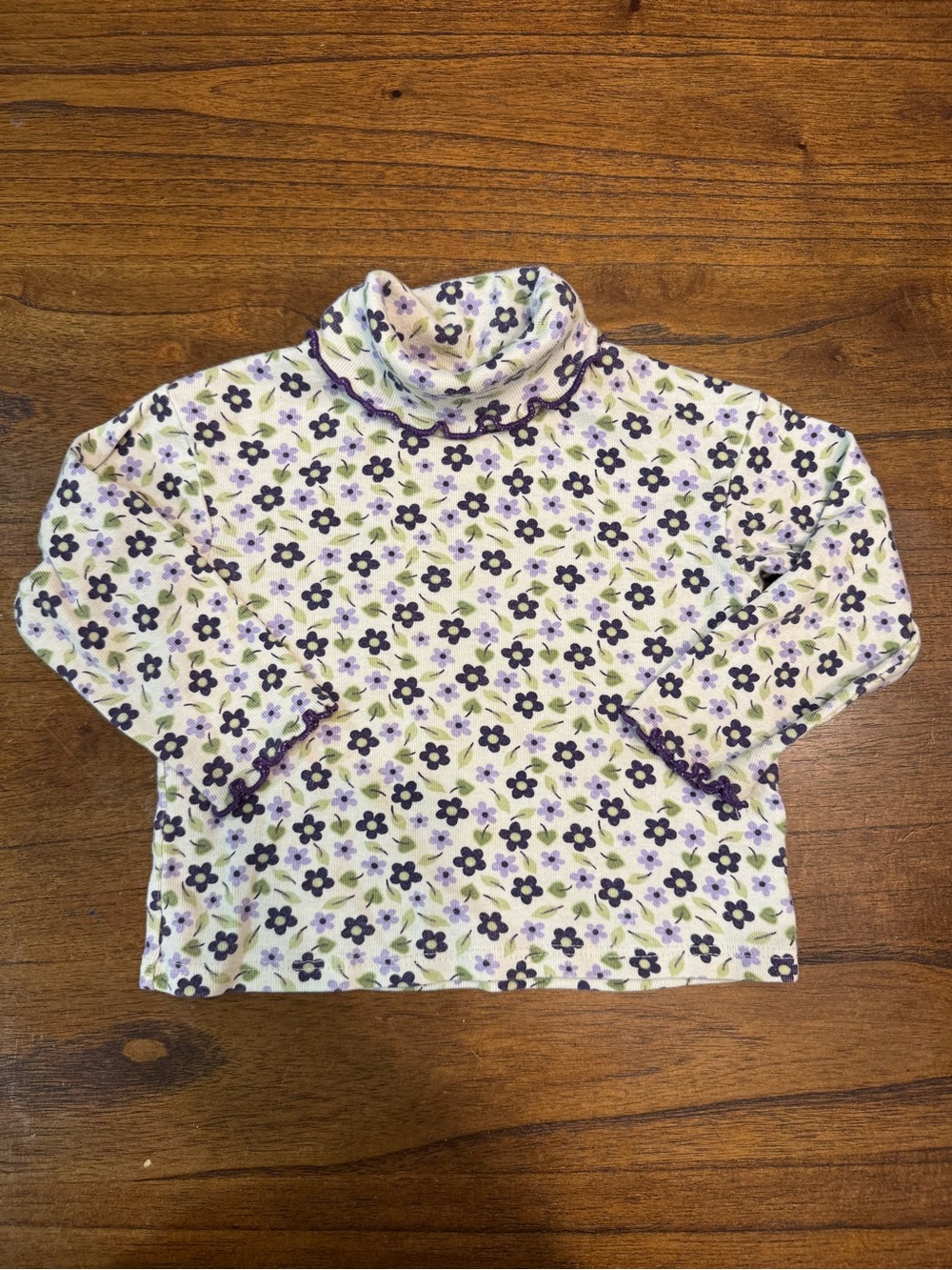 Vintage Small Steps cream and purple Floral Turtleneck